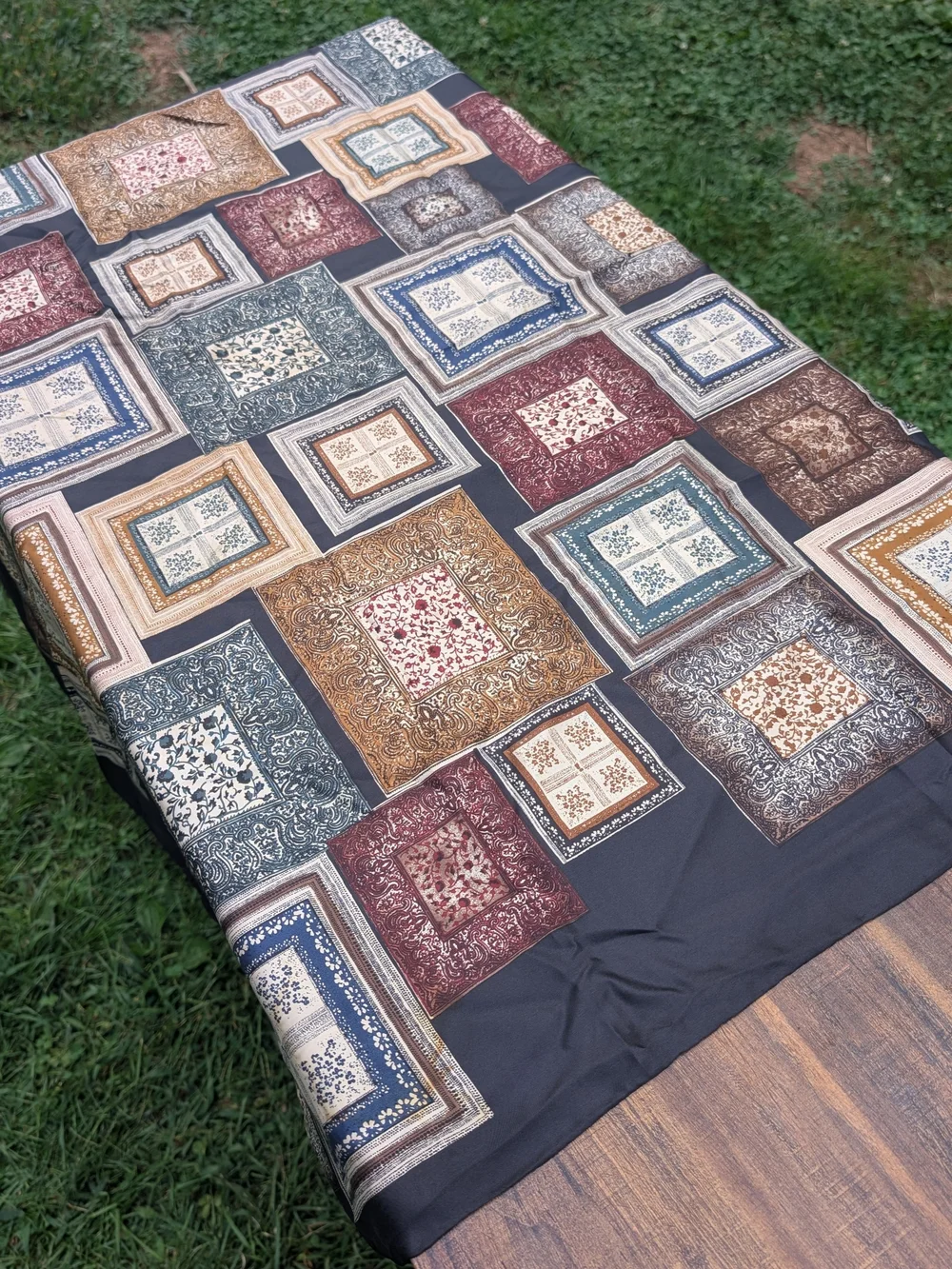 Large Jones New York Scarf